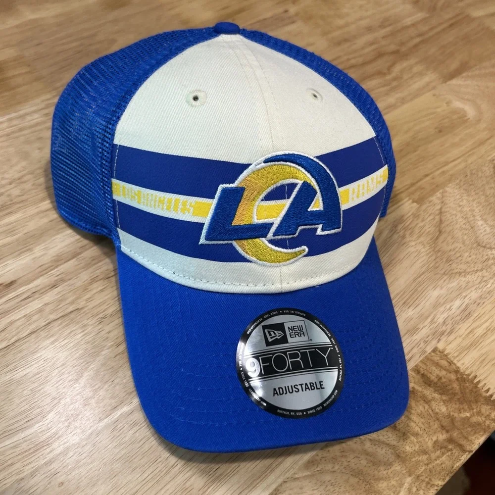 Los Angeles Rams New Era Team Stripe Trucker 9FORTY Snapback Hat - Cream/Royal